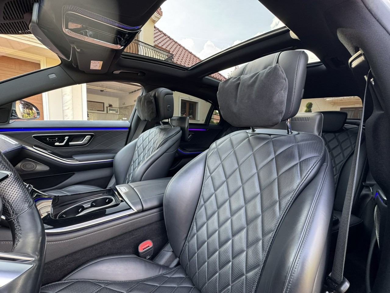 Sedan Mercedes S 400: picture 36