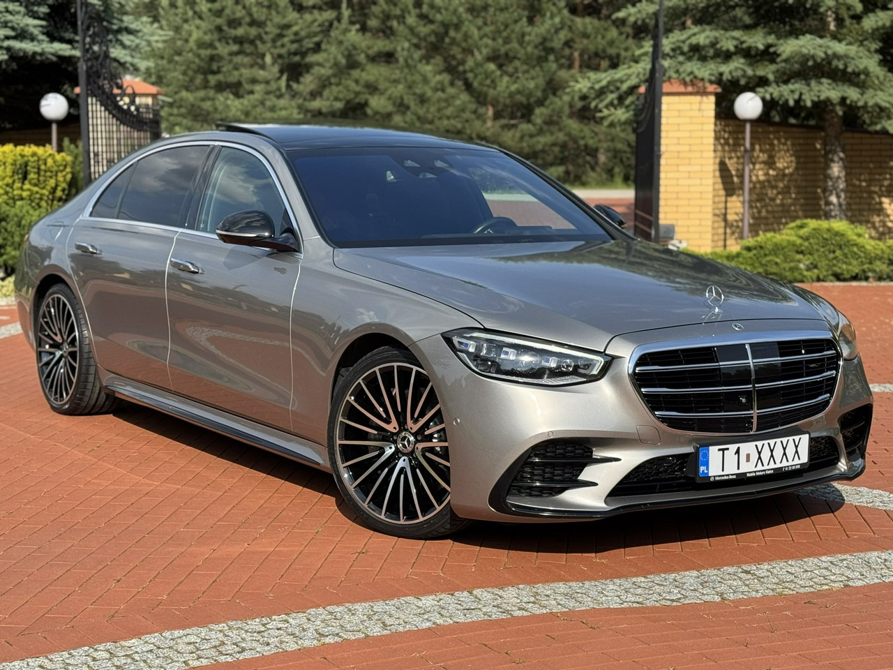 Sedan Mercedes S 400: picture 6