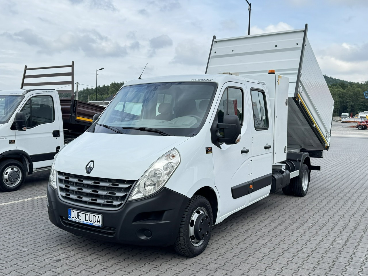 Renault Master - Tipper van: picture 3 Renault Master - Tipper van: picture 3