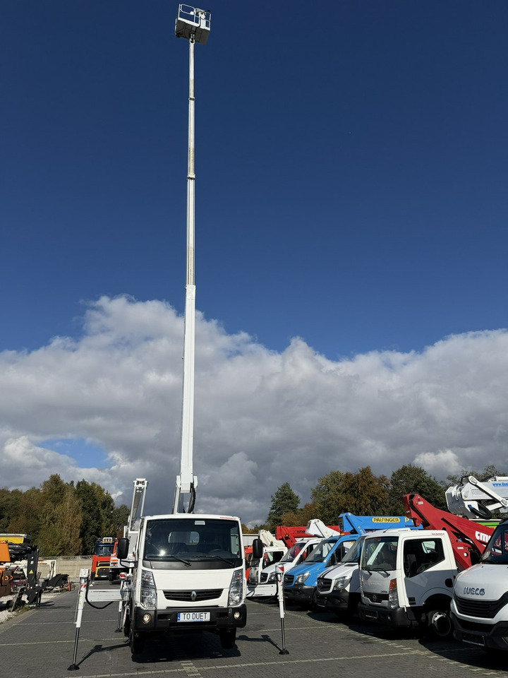 Renault Maxity - Truck with aerial platform: picture 3 Renault Maxity - Truck with aerial platform: picture 3