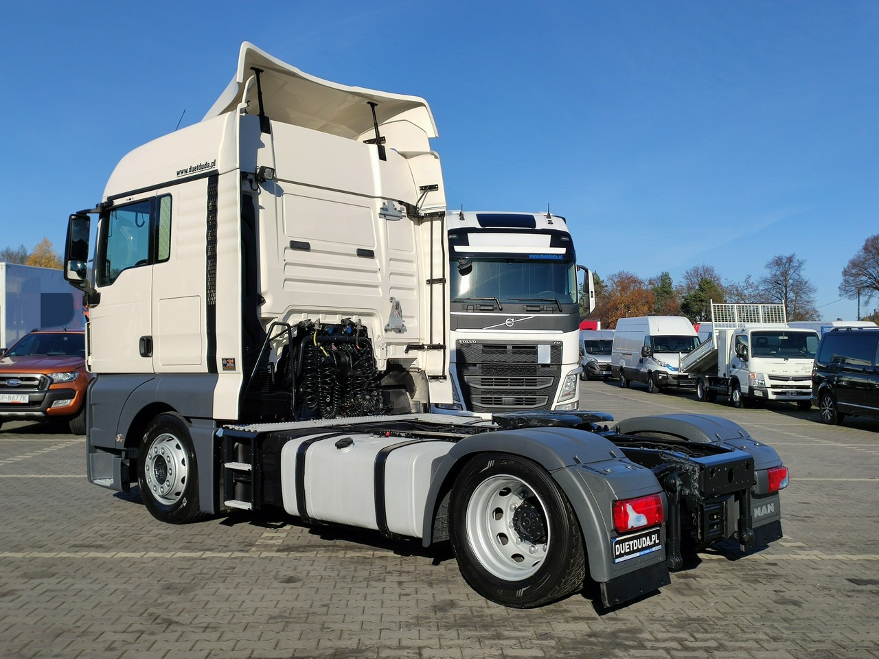 MAN TGX 18.440 Low Deck XLX EURO 6 Retarder SUPER STAN!!! - Tractor truck: picture 5 MAN TGX 18.440 Low Deck XLX EURO 6 Retarder SUPER STAN!!! - Tractor truck: picture 5
