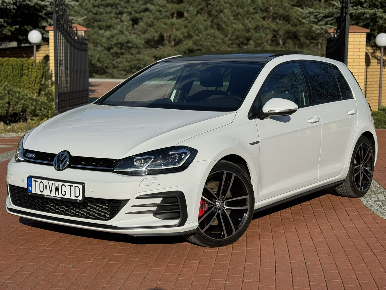Volkswagen Golf - Hatchback: picture 4 Volkswagen Golf - Hatchback: picture 4