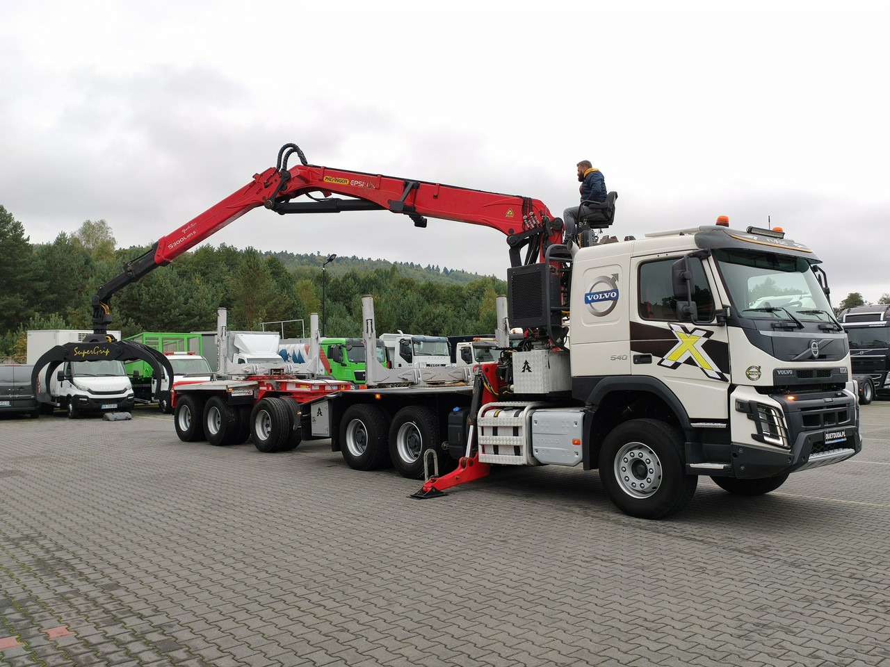 Volvo FMX 540 6x4 RETARDER PALFORET EPSILON S300L Do Drewna - Logging truck: picture 4 Volvo FMX 540 6x4 RETARDER PALFORET EPSILON S300L Do Drewna - Logging truck: picture 4
