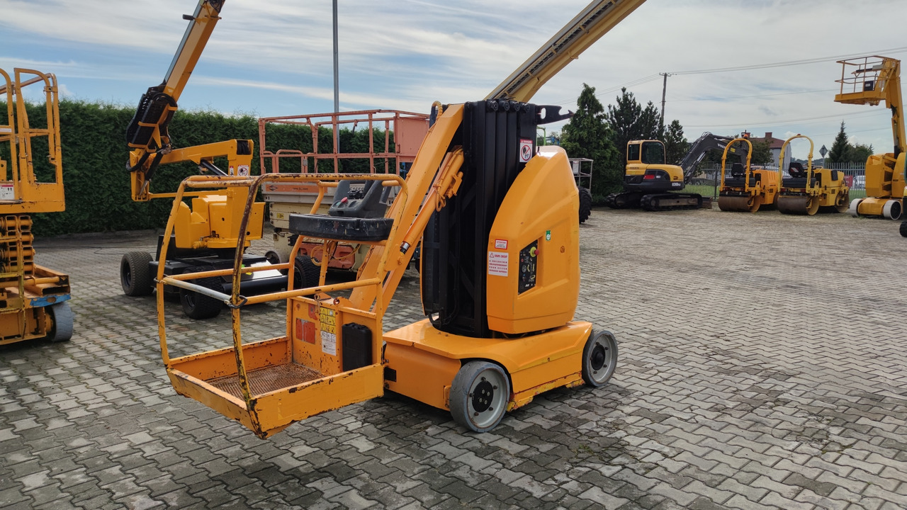 JLG TOUCAN 10 E - Vertical mast lift: picture 1 JLG TOUCAN 10 E - Vertical mast lift: picture 1