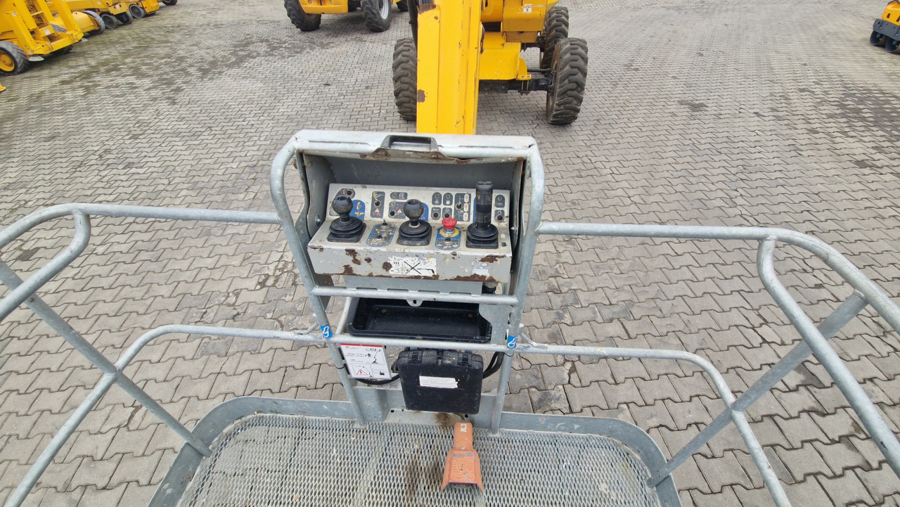 Articulated boom MANITOU 180 ATJ E3: picture 6 Articulated boom MANITOU 180 ATJ E3: picture 6