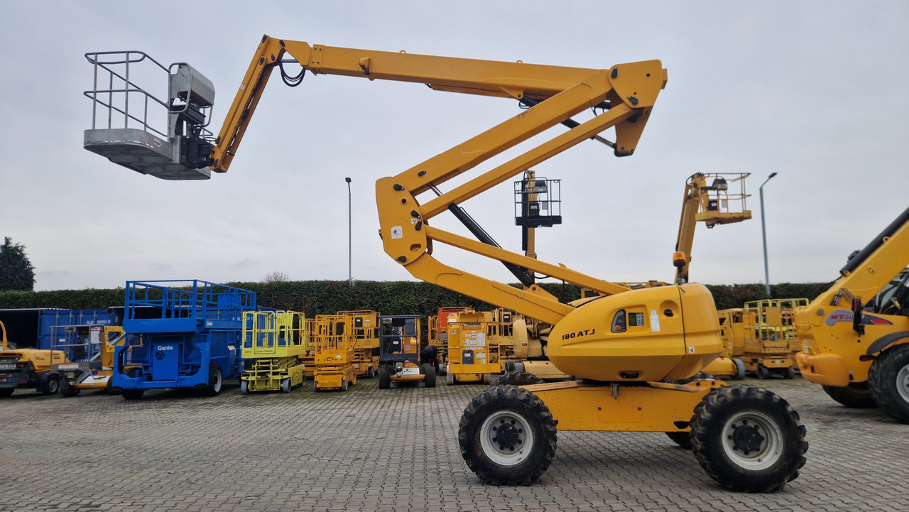 Articulated boom MANITOU 180 ATJ E3: picture 7 Articulated boom MANITOU 180 ATJ E3: picture 7