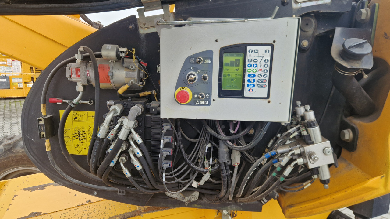 Articulated boom MANITOU 180 ATJ E3: picture 14 Articulated boom MANITOU 180 ATJ E3: picture 14