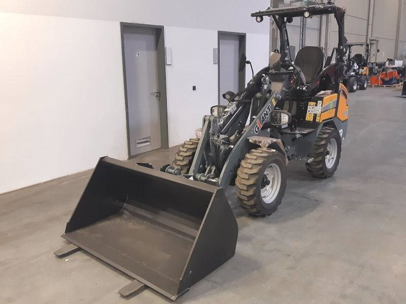 Giant G 2200 E X-Tra Elektro / electric - Skid steer loader: picture 3 Giant G 2200 E X-Tra Elektro / electric - Skid steer loader: picture 3