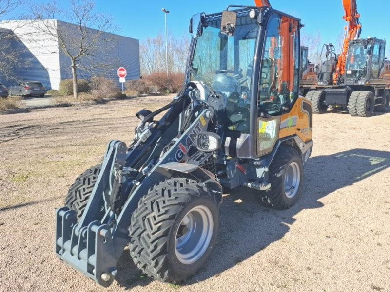 Giant G 2700 E X-Tra Elektro - Skid steer loader: picture 2 Giant G 2700 E X-Tra Elektro - Skid steer loader: picture 2