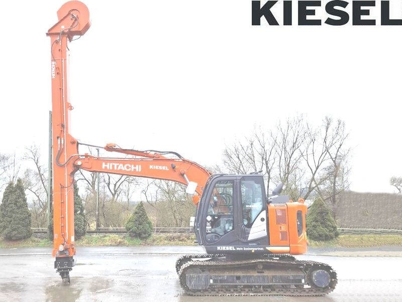 Hitachi ZX 135 US-6 Teledipper - Crawler excavator: picture 1 Hitachi ZX 135 US-6 Teledipper - Crawler excavator: picture 1