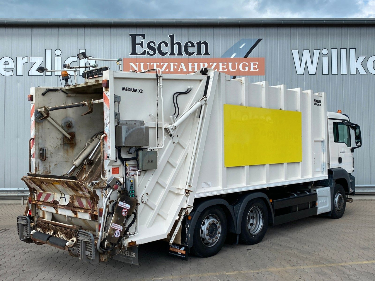 MAN TGS 26.320 6x2-4 | Zöller Medium X2EC24*3x Sitze - Garbage truck: picture 5 MAN TGS 26.320 6x2-4 | Zöller Medium X2EC24*3x Sitze - Garbage truck: picture 5