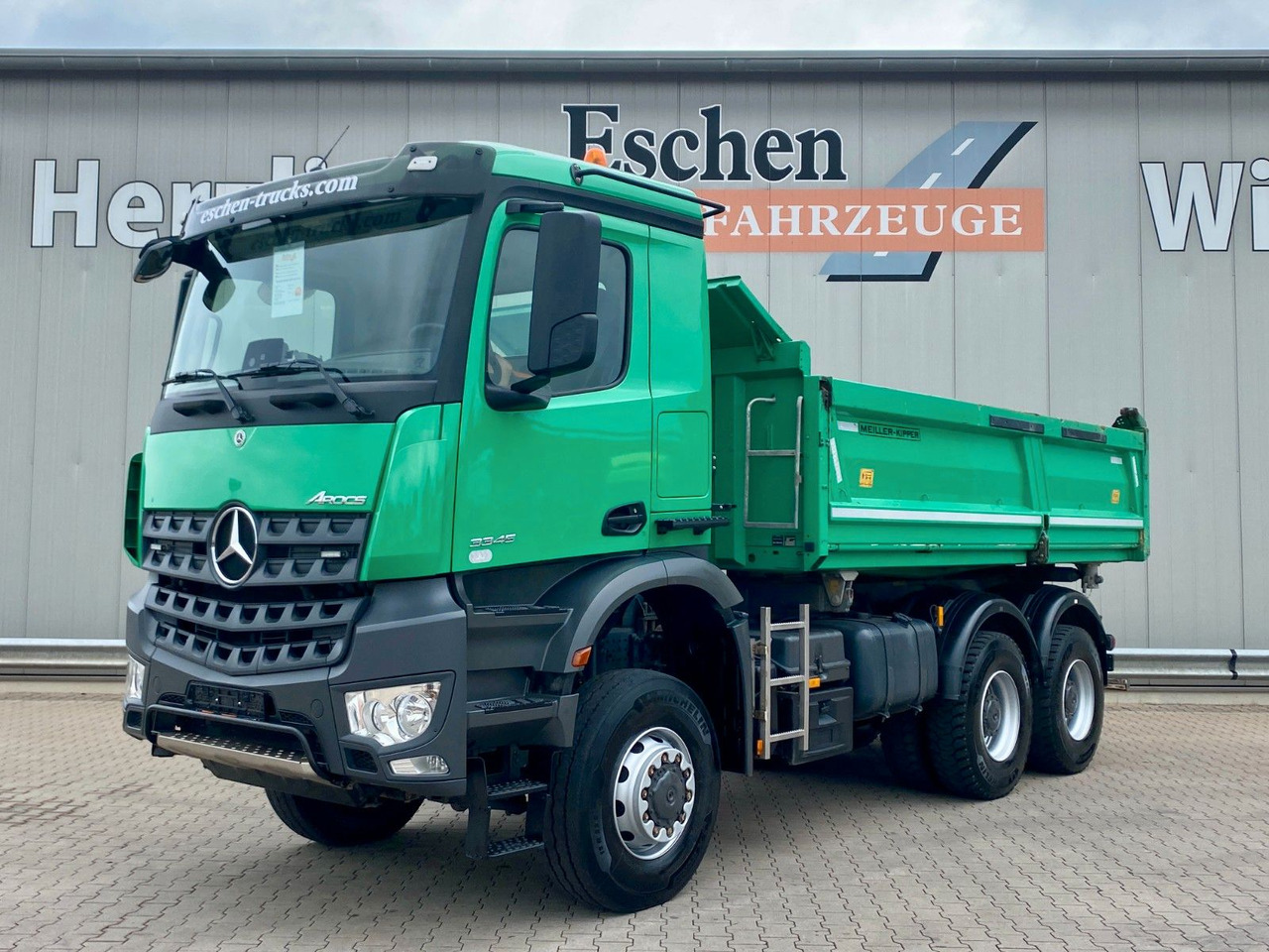 Mercedes-Benz Arocs 3345 6x6 | MEILLER*Bordmatik*Blatt*AHK+Oel - Tipper: picture 1 Mercedes-Benz Arocs 3345 6x6 | MEILLER*Bordmatik*Blatt*AHK+Oel - Tipper: picture 1