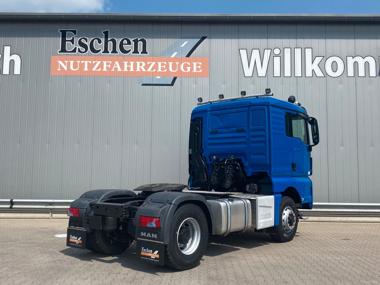 MAN TGX 18.500 4x4 HYDRO| 2x Hydraulik*Retarder*Navi - Tractor truck: picture 5 MAN TGX 18.500 4x4 HYDRO| 2x Hydraulik*Retarder*Navi - Tractor truck: picture 5