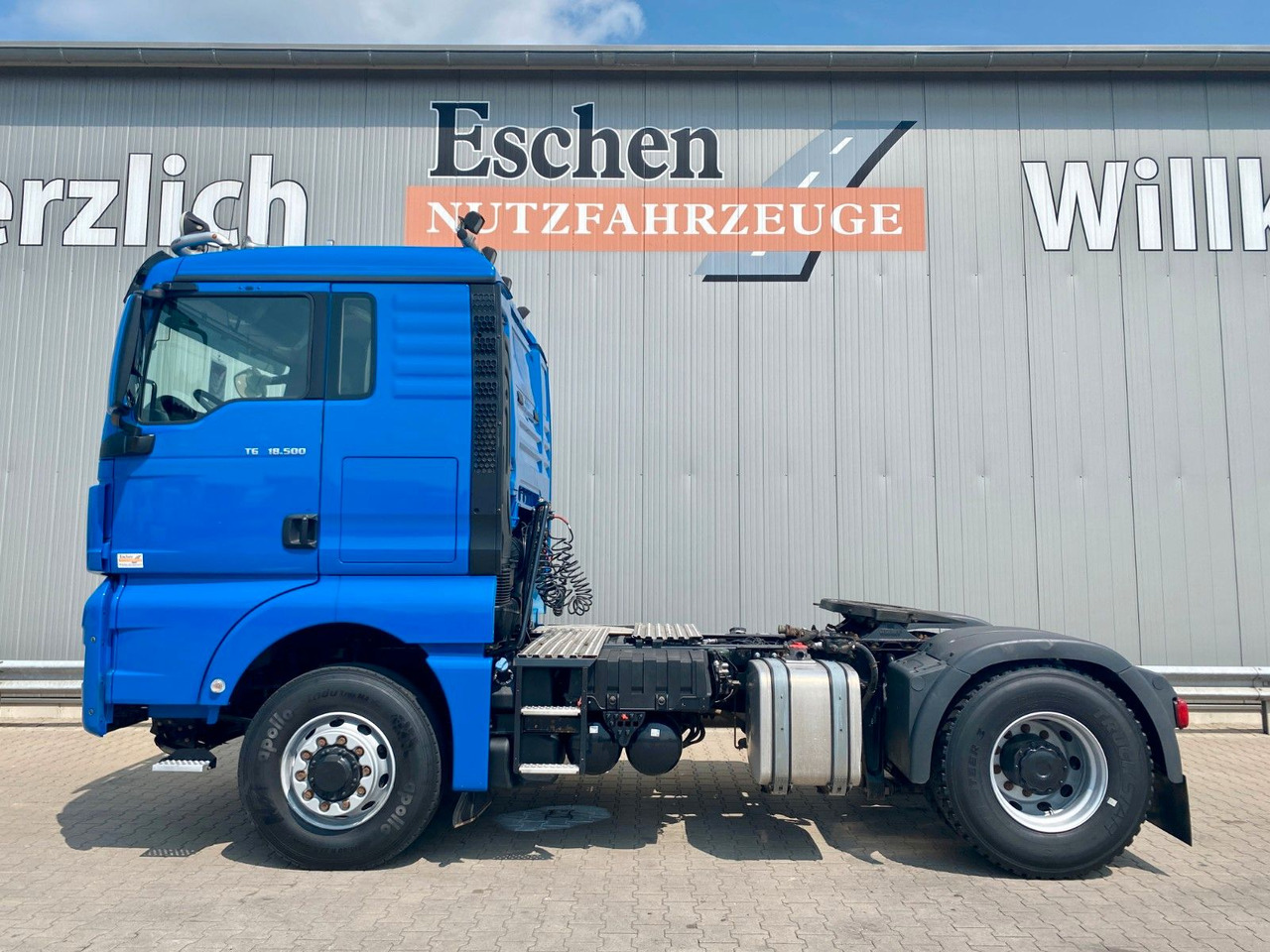 MAN TGX 18.500 4x4 HYDRO| 2x Hydraulik*Retarder*Navi - Tractor truck: picture 2 MAN TGX 18.500 4x4 HYDRO| 2x Hydraulik*Retarder*Navi - Tractor truck: picture 2