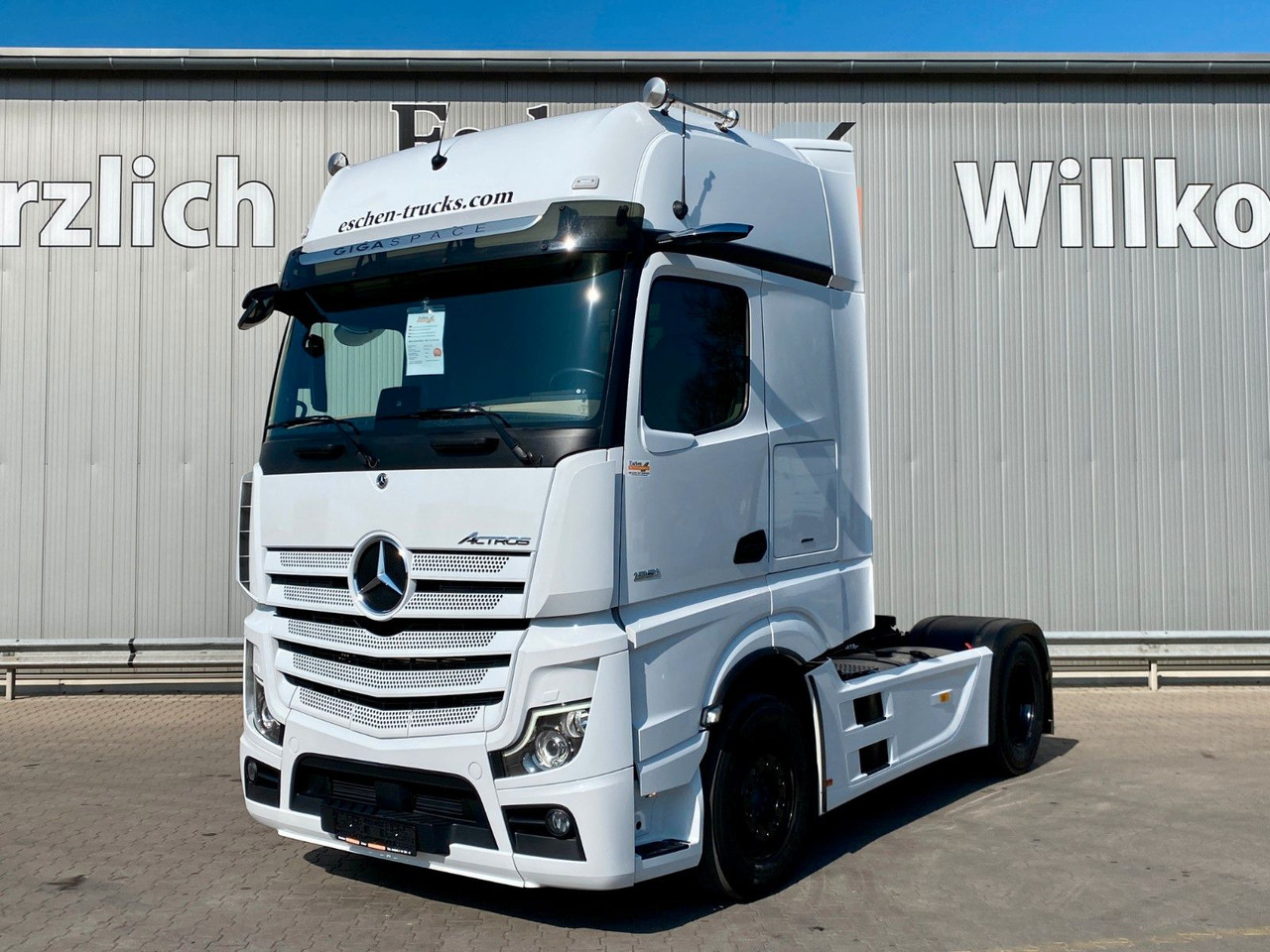 Mercedes-Benz 1851 Actros | GigaSpace*Navi*Retarder*Mirror Cam - Tractor truck: picture 1 Mercedes-Benz 1851 Actros | GigaSpace*Navi*Retarder*Mirror Cam - Tractor truck: picture 1