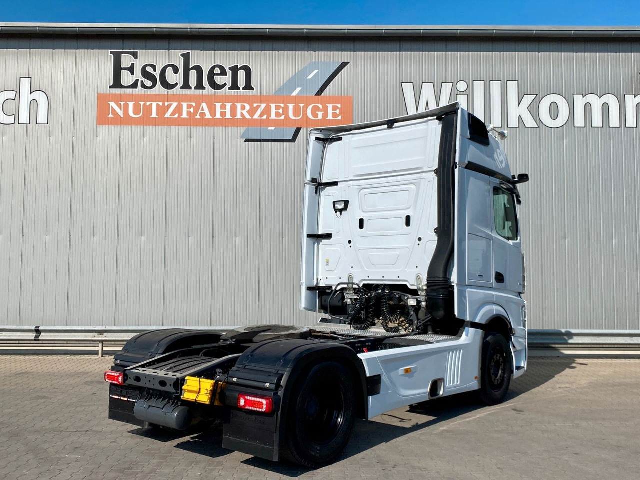 Mercedes-Benz 1851 Actros | GigaSpace*Navi*Retarder*Mirror Cam - Tractor truck: picture 5 Mercedes-Benz 1851 Actros | GigaSpace*Navi*Retarder*Mirror Cam - Tractor truck: picture 5