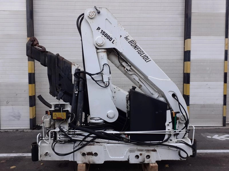 Grúa Bonfiglioli P.15000L - Truck mounted crane for Truck: picture 1 Grúa Bonfiglioli P.15000L - Truck mounted crane for Truck: picture 1