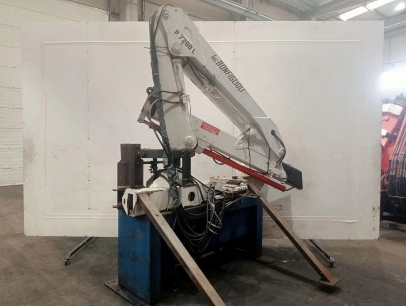 Grúa Bonfiglioli P.7200L - Truck mounted crane for Truck: picture 1 Grúa Bonfiglioli P.7200L - Truck mounted crane for Truck: picture 1