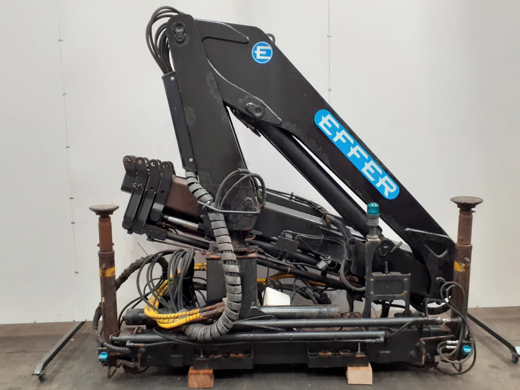Grúa Effer 100 - 3S - Truck mounted crane for Truck: picture 4 Grúa Effer 100 - 3S - Truck mounted crane for Truck: picture 4