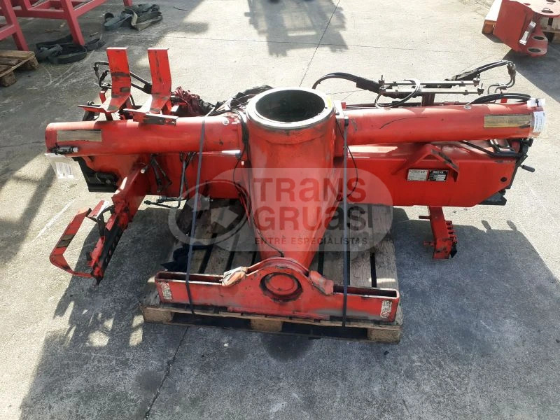 Grúa F450AXP.27 solo para recambios - Crane: picture 2 Grúa F450AXP.27 solo para recambios - Crane: picture 2