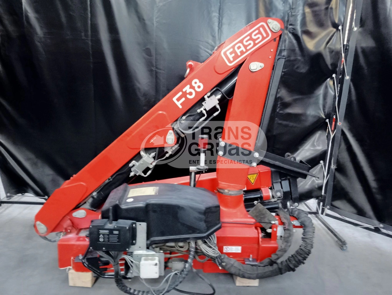 Grúa Fassi F38AF - Truck mounted crane for Truck: picture 1 Grúa Fassi F38AF - Truck mounted crane for Truck: picture 1