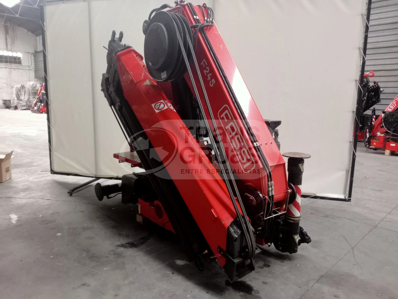 Grúa hidráulica Fassi F245A.2.26 E DYNAMIC - Truck mounted crane: picture 4 Grúa hidráulica Fassi F245A.2.26 E DYNAMIC - Truck mounted crane: picture 4