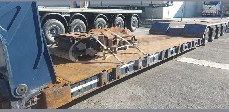 Semirremolque 4 ejes 4T8A - Low loader semi-trailer: picture 4 Semirremolque 4 ejes 4T8A - Low loader semi-trailer: picture 4