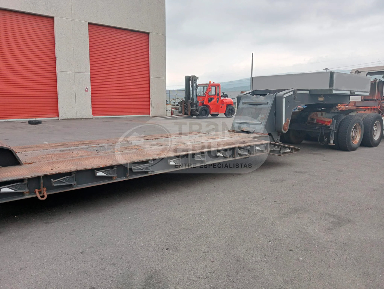 Semirremolque cama rebajado Traylona GP3BMA 13T - Low loader semi-trailer: picture 5 Semirremolque cama rebajado Traylona GP3BMA 13T - Low loader semi-trailer: picture 5