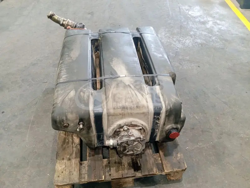 Grúa F415/455AXP.28 solo para recambios - Spare parts for Truck mounted crane: picture 3 Grúa F415/455AXP.28 solo para recambios - Spare parts for Truck mounted crane: picture 3