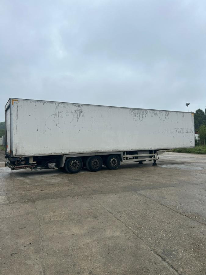 Chereau  - Isothermal semi-trailer: picture 4 Chereau  - Isothermal semi-trailer: picture 4