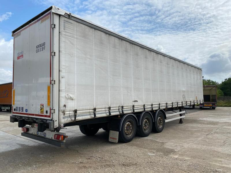 Fruehauf - Curtainsider semi-trailer: picture 1 Fruehauf - Curtainsider semi-trailer: picture 1