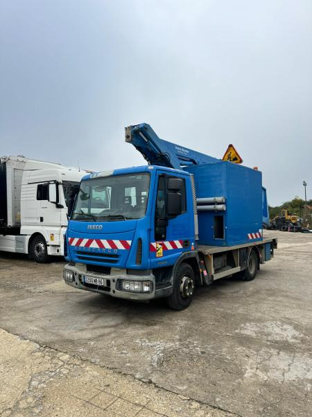 Iveco Eurocargo 100E18 - Truck with aerial platform: picture 1 Iveco Eurocargo 100E18 - Truck with aerial platform: picture 1
