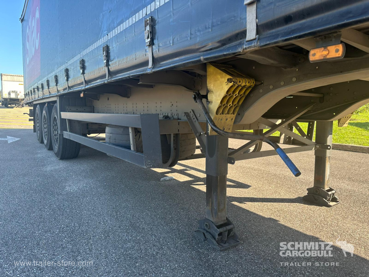 SCHMITZ Curtainsider Standard - Curtainsider semi-trailer: picture 2 SCHMITZ Curtainsider Standard - Curtainsider semi-trailer: picture 2
