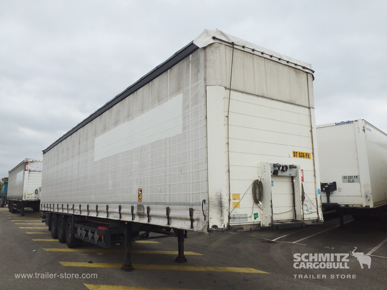 SCHMITZ Curtainsider Standard - Curtainsider semi-trailer: picture 1 SCHMITZ Curtainsider Standard - Curtainsider semi-trailer: picture 1