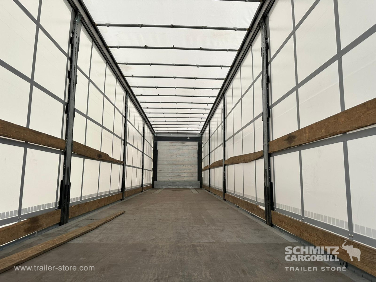 Curtainsider semi-trailer SCHMITZ Curtainsider Standard Taillift: picture 7 Curtainsider semi-trailer SCHMITZ Curtainsider Standard Taillift: picture 7