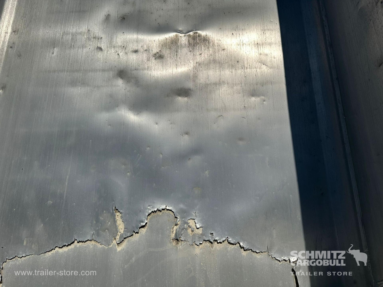SCHMITZ Tipper Alu-square sided body 27m³ - Tipper semi-trailer: picture 4 SCHMITZ Tipper Alu-square sided body 27m³ - Tipper semi-trailer: picture 4