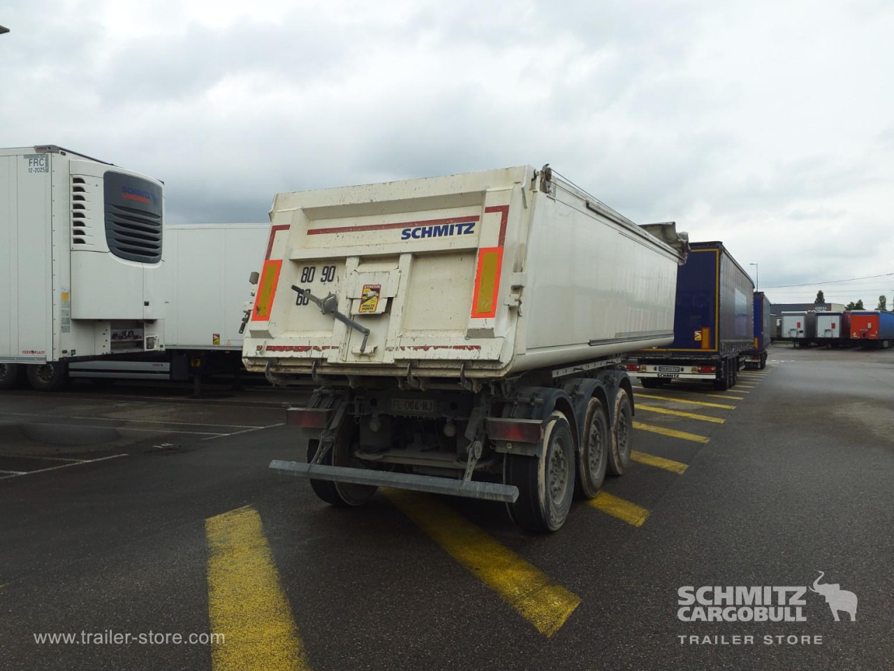 Tipper semi-trailer SCHMITZ Tipper Alu-square sided body 27m³: picture 7