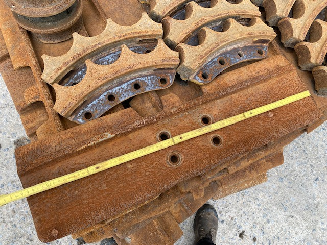 Bodenplatten 750mm - CAT D 6 K/N LGP - Systeme One - 246-5726 - Track for Construction machinery: picture 5 Bodenplatten 750mm - CAT D 6 K/N LGP - Systeme One - 246-5726 - Track for Construction machinery: picture 5