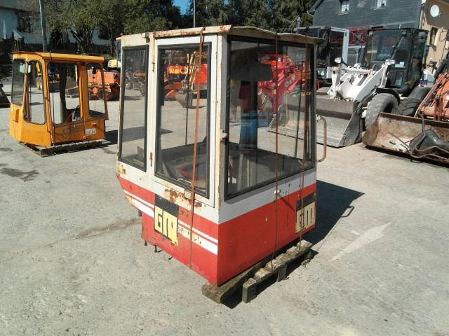 Kabine O&K L 5 - Cab and interior for Construction machinery: picture 2 Kabine O&K L 5 - Cab and interior for Construction machinery: picture 2