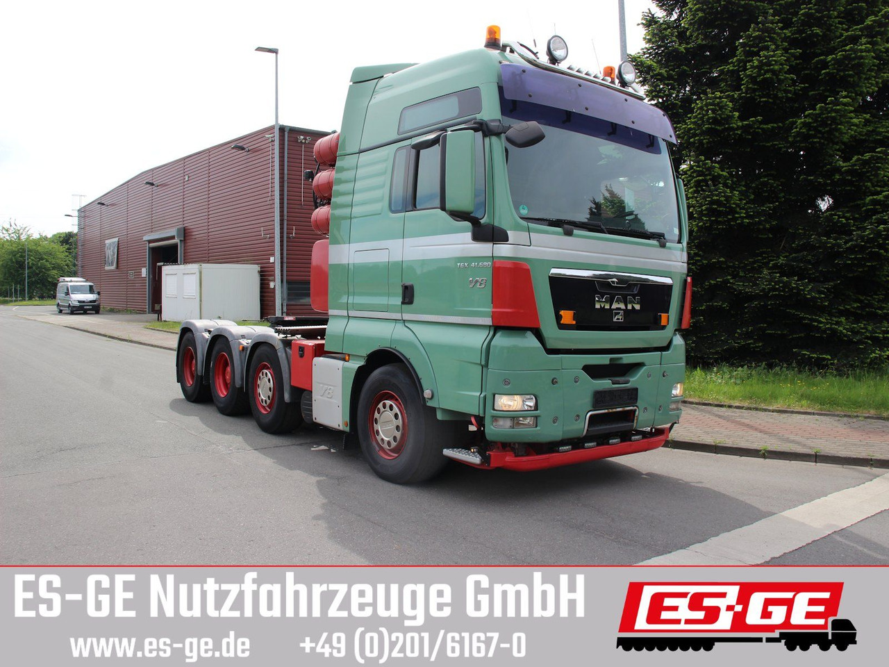 MAN TGX 41680 8x4/4 BLS - Tractor truck: picture 3 MAN TGX 41680 8x4/4 BLS - Tractor truck: picture 3