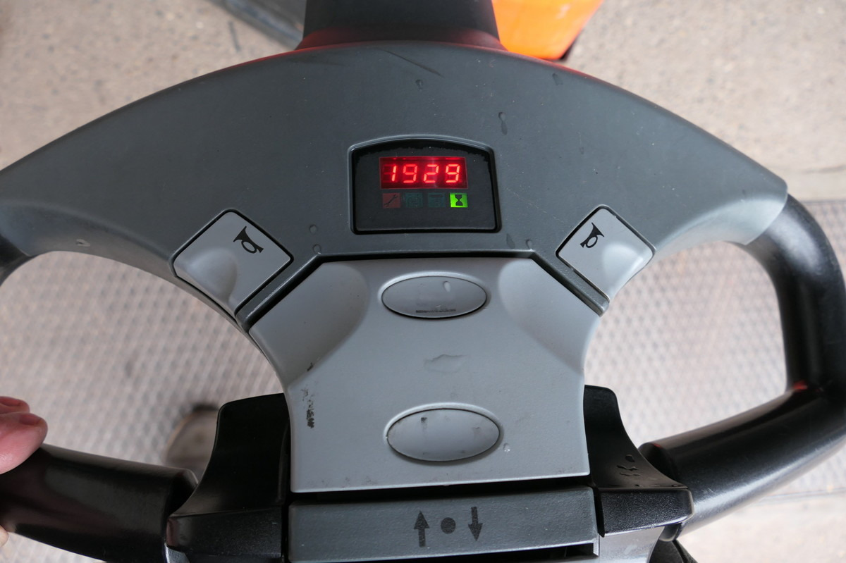 BT SWE 080L Batterie 24/2021 - Pallet truck: picture 4 BT SWE 080L Batterie 24/2021 - Pallet truck: picture 4