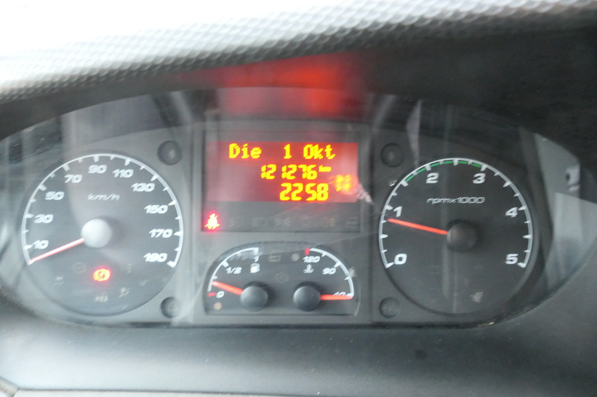 Closed box van IVECO Daily 35 S11 C30C AUTOMATIK KAMERA MAXI KAMERA R: picture 11 Closed box van IVECO Daily 35 S11 C30C AUTOMATIK KAMERA MAXI KAMERA R: picture 11