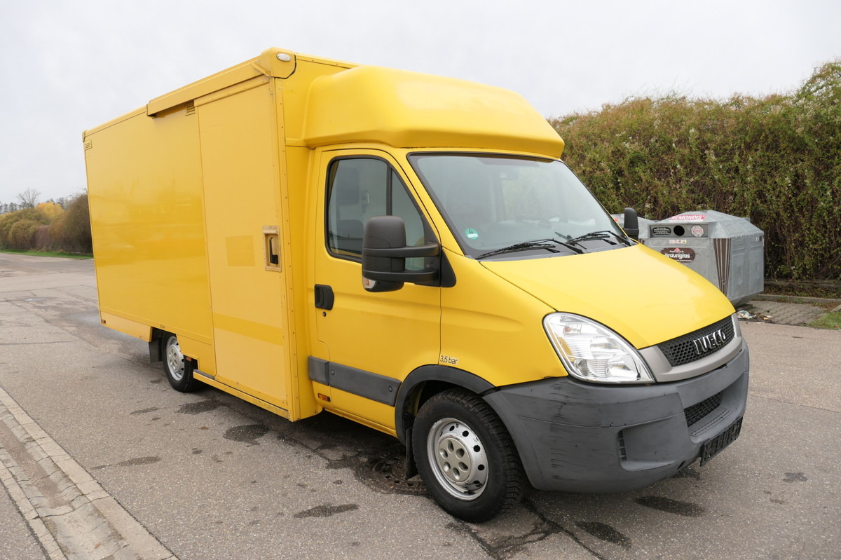 IVECO Daily 35 S11 C30C AUTOMATIK KAMERA MAXI Regale D - Closed box van: picture 3 IVECO Daily 35 S11 C30C AUTOMATIK KAMERA MAXI Regale D - Closed box van: picture 3