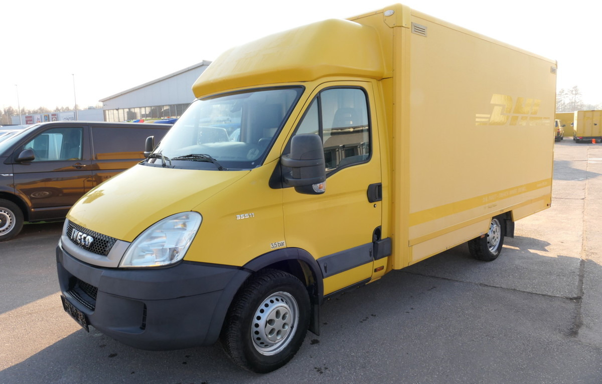 IVECO Daily 35 S11 C30C AUTOMATIK KAMERA MAXI Regale D - Closed box van: picture 2 IVECO Daily 35 S11 C30C AUTOMATIK KAMERA MAXI Regale D - Closed box van: picture 2