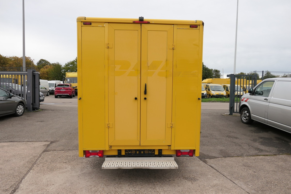 IVECO Daily 35 S11 C30C AUTOMATIK KAMERA MAXI Regale D - Closed box van: picture 4 IVECO Daily 35 S11 C30C AUTOMATIK KAMERA MAXI Regale D - Closed box van: picture 4