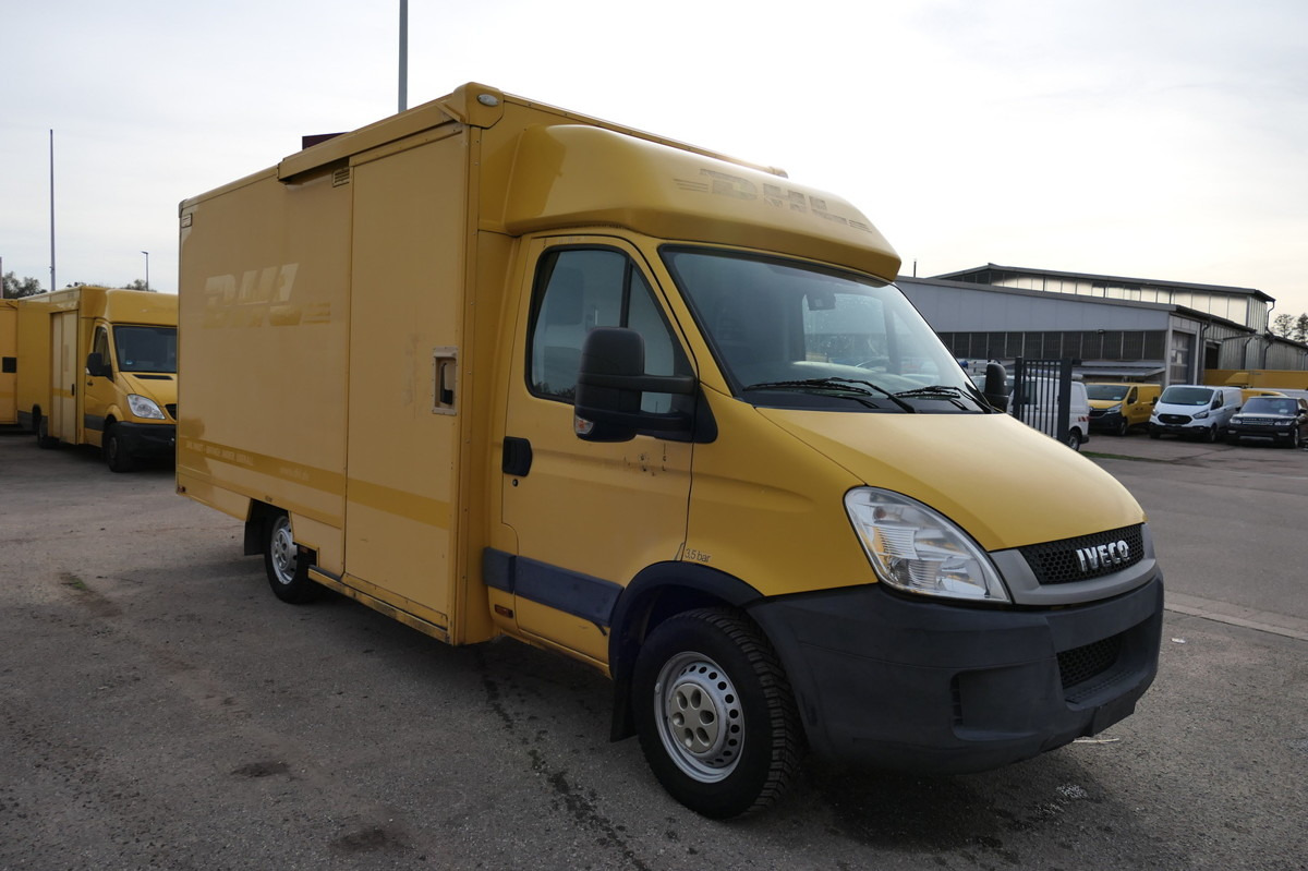 IVECO Daily 35 S11 C30C AUTOMATIK KAMERA MAXI Regale D - Closed box van: picture 2 IVECO Daily 35 S11 C30C AUTOMATIK KAMERA MAXI Regale D - Closed box van: picture 2
