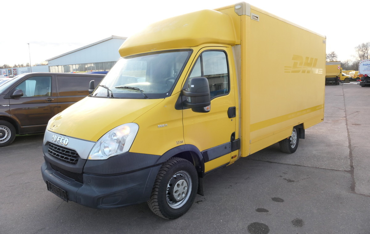 IVECO Daily 35 S11 C30C AUTOMATIK KAMERA Regale LUFT D - Closed box van: picture 1 IVECO Daily 35 S11 C30C AUTOMATIK KAMERA Regale LUFT D - Closed box van: picture 1