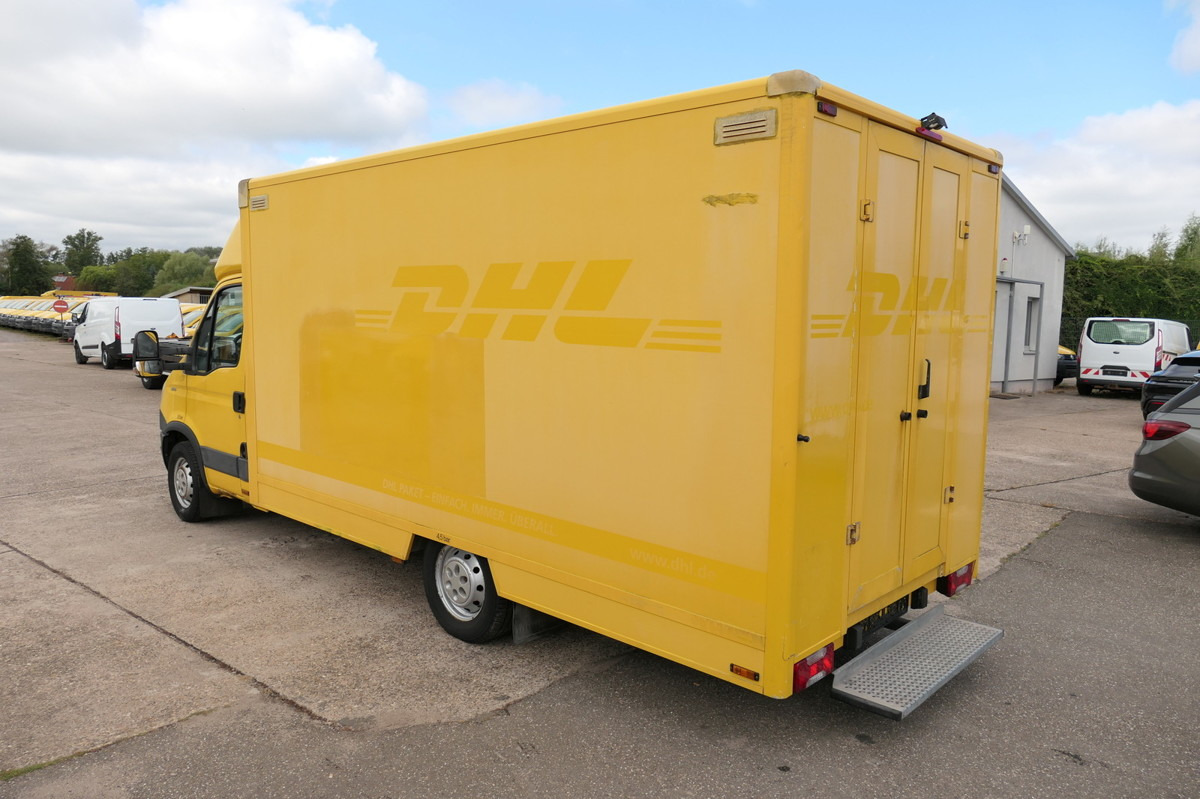 IVECO Daily 35 S11 C30C AUTOMATIK Regale LUFT - EURO 5 - Closed box van: picture 3 IVECO Daily 35 S11 C30C AUTOMATIK Regale LUFT - EURO 5 - Closed box van: picture 3