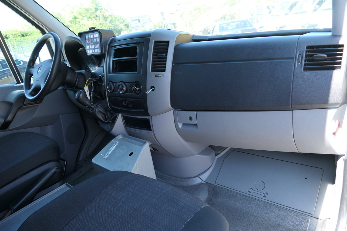 MERCEDES-BENZ Sprinter 316 CDI Klima Rettungswagen leasing MERCEDES-BENZ Sprinter 316 CDI Klima Rettungswagen: picture 7