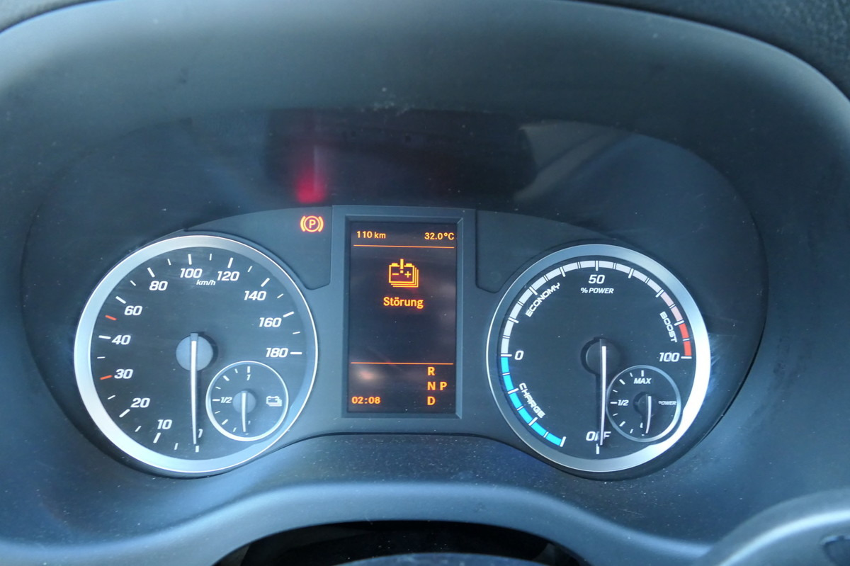 Small van, Electric van MERCEDES-BENZ eVito 112 Extralang Tempomat: picture 15